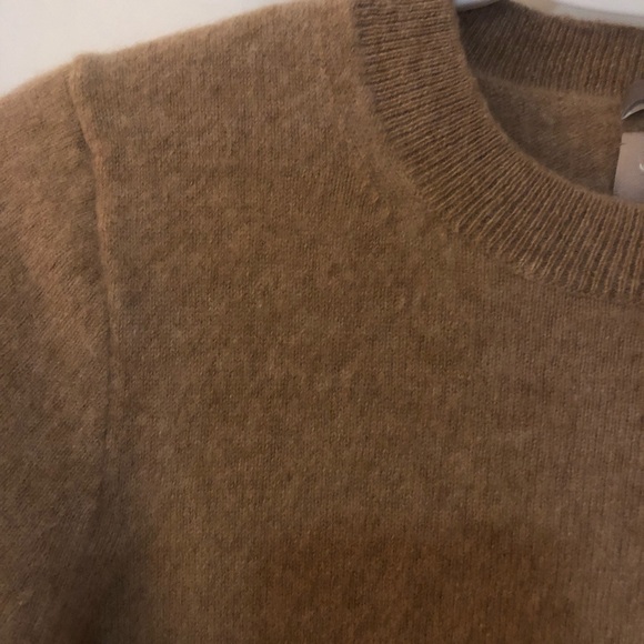 J. CREW Classic Fit Cashmere Sweater in Heather Camel Size S - Picture 7 of 8